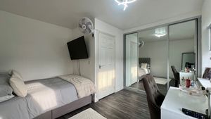 Photo 16- click for photo gallery